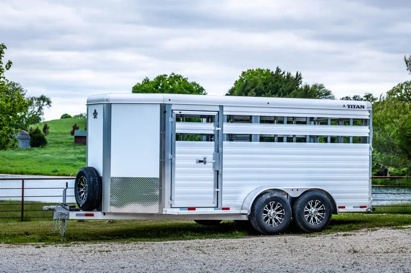 Titan aluminum bumper hitch livestock trailer