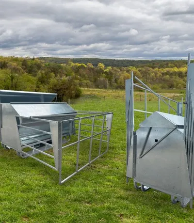 Universal Feeders Cattle Creep Gate Set